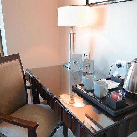 外交酒店 门多萨 外观 照片 A tea tray in a hotel room