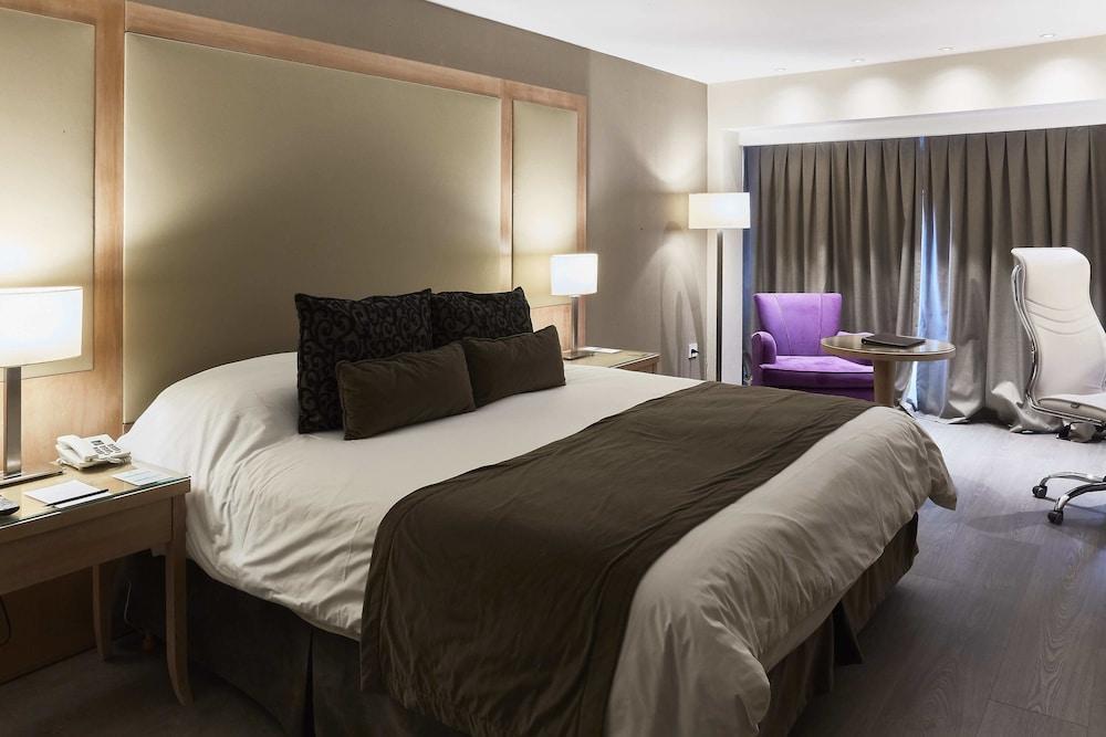 外交酒店 门多萨 外观 照片 A bedroom at the hotel
