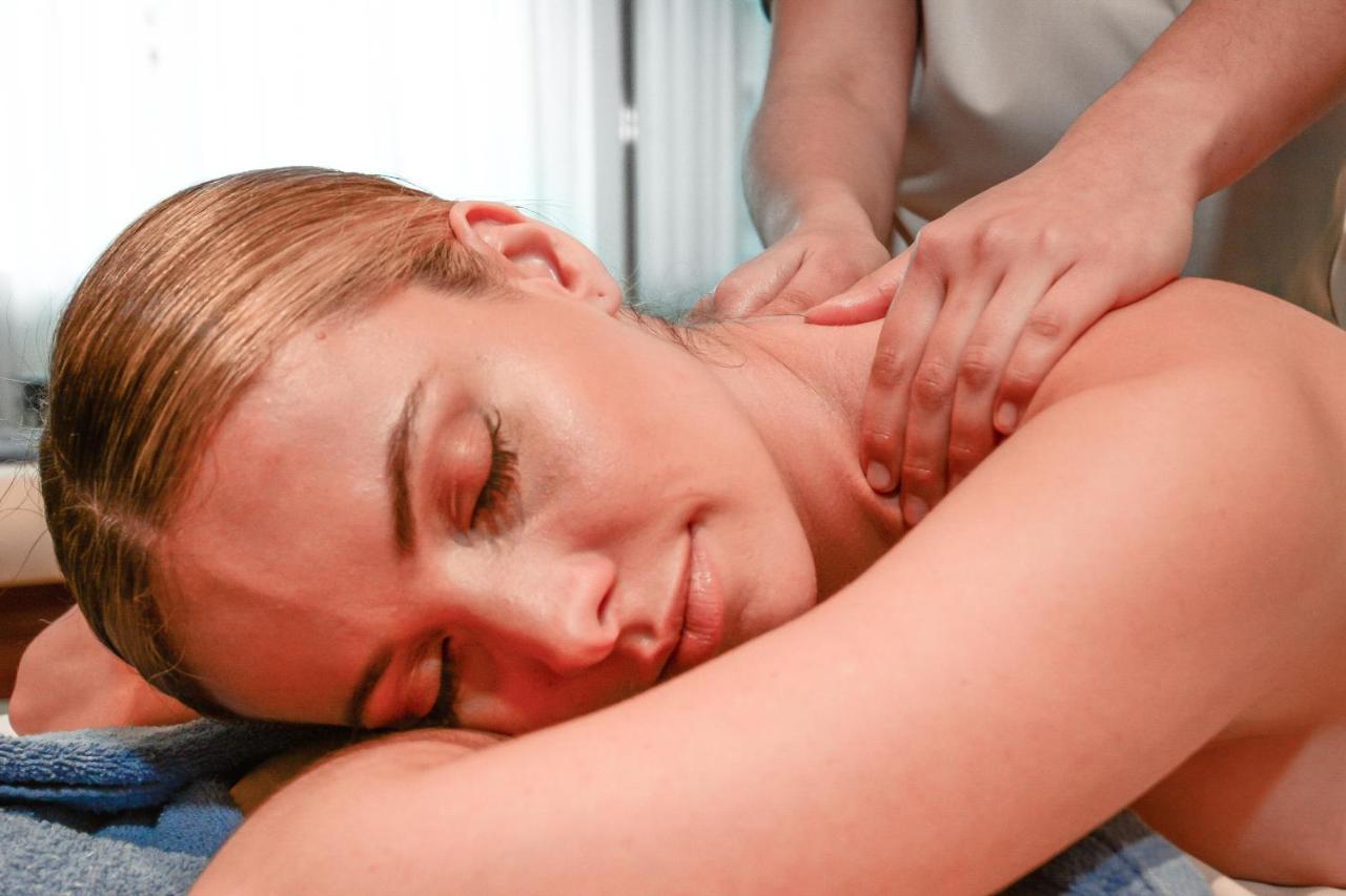 外交酒店 门多萨 外观 照片 Massage