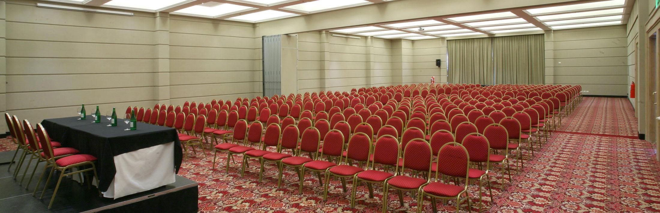 外交酒店 门多萨 外观 照片 A conference room