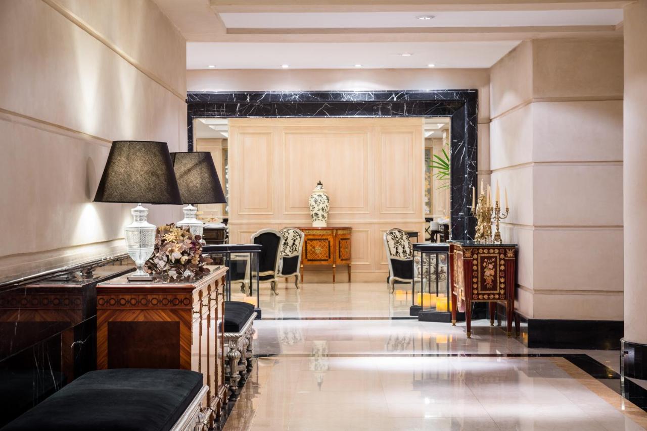 外交酒店 门多萨 外观 照片 The lobby of the hotel